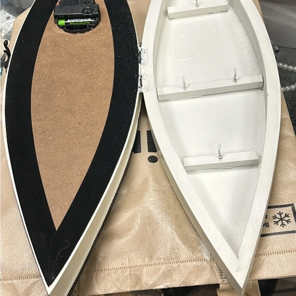 Clock - Picture 2 of 3